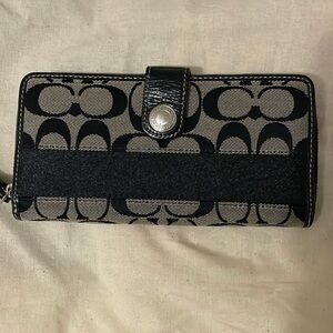 Coach Black and Gray Signature Wallet
